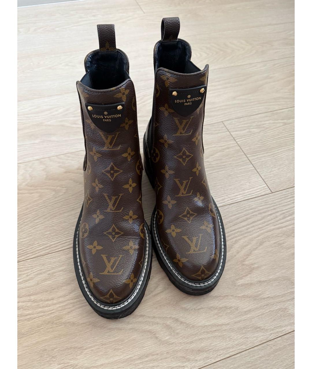 LOUIS VUITTON Коричневые полусапоги, фото 2