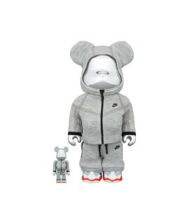 MEDICOM TOY Скульптура