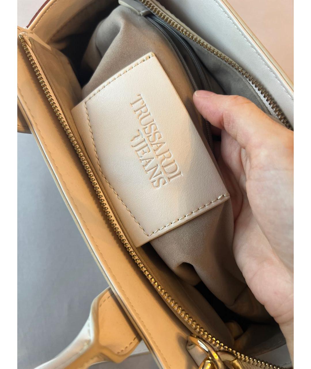 TRUSSARDI Мульти кожаная сумка с короткими ручками, фото 6