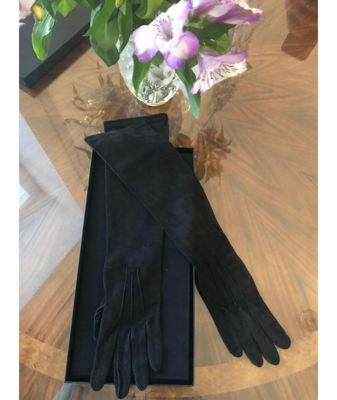 BOTTEGA VENETA Черные кожаные перчатки, фото 2