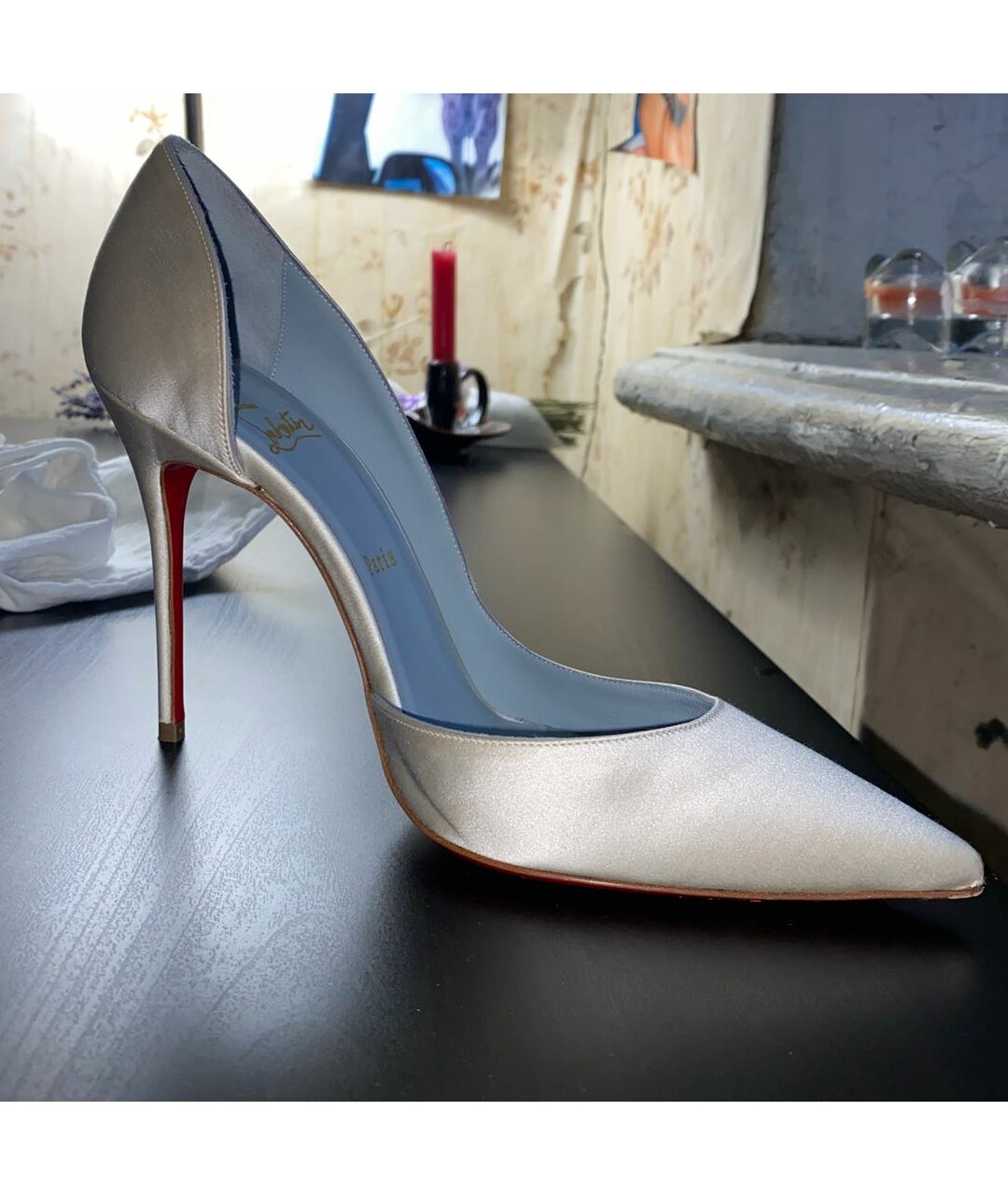 CHRISTIAN LOUBOUTIN Белые замшевые туфли, фото 3