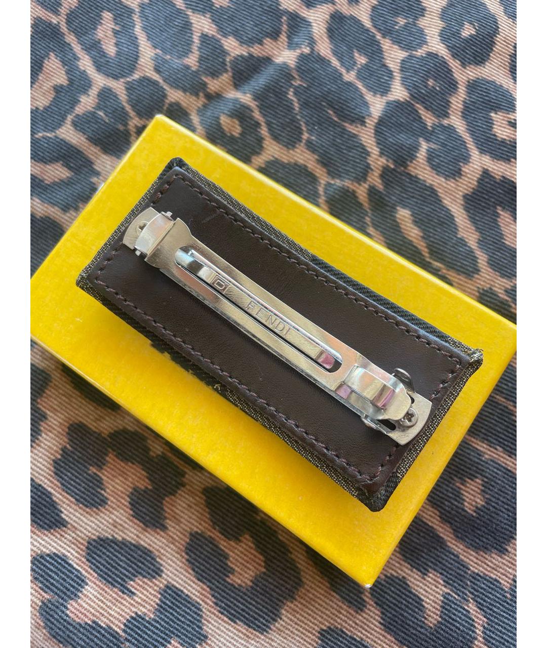 FENDI Коричневая заколка, фото 4