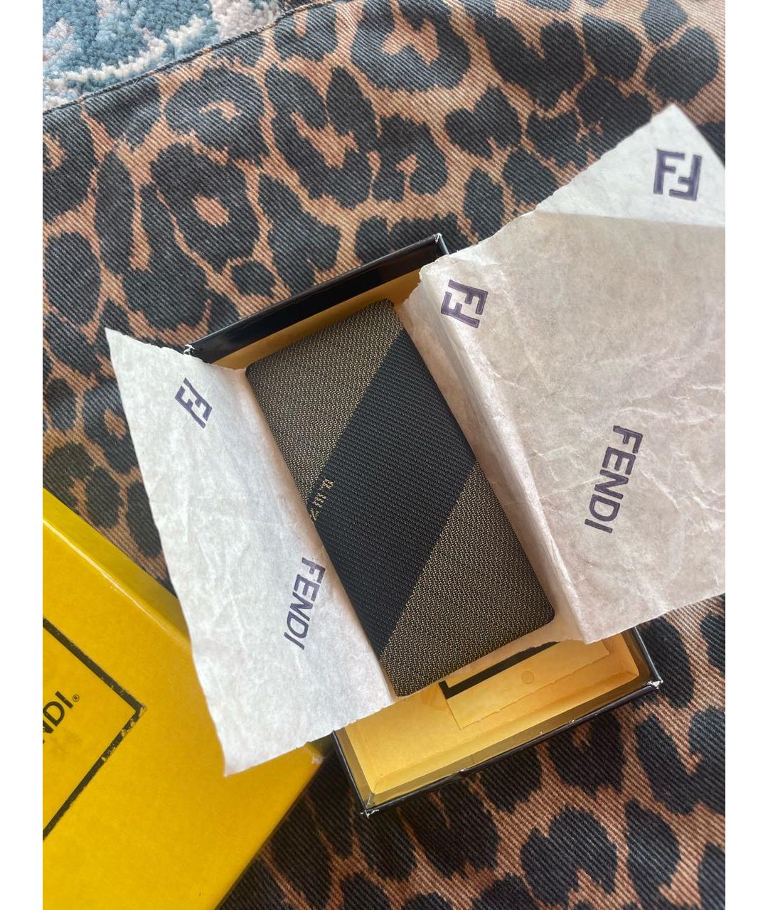 FENDI Коричневая заколка, фото 5