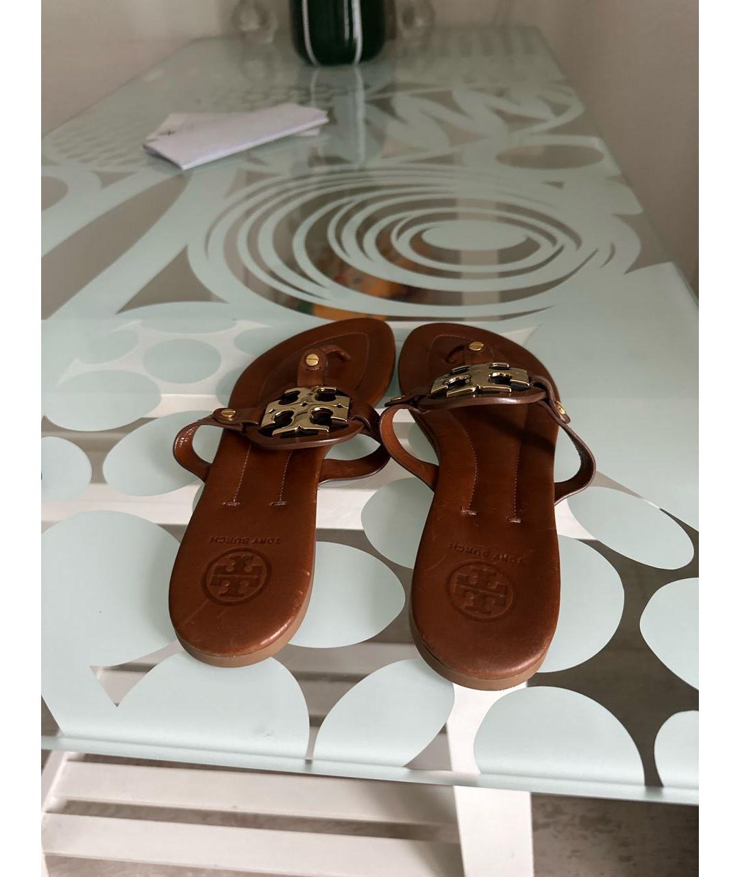 TORY BURCH Коричневые кожаные шлепанцы, фото 3