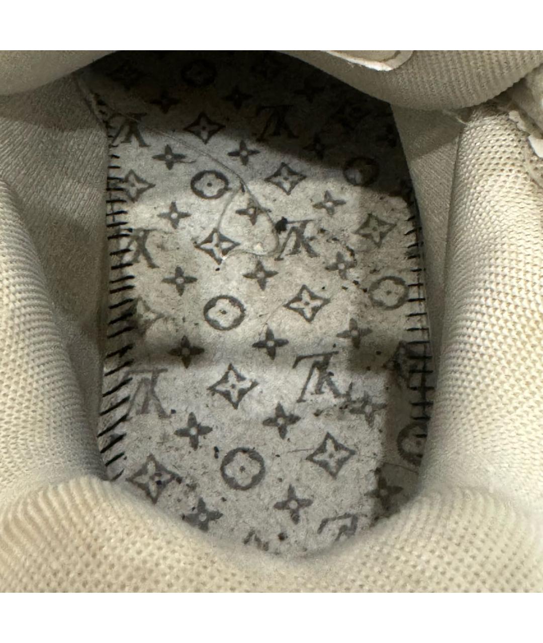 LOUIS VUITTON Бежевые кожаные низкие кроссовки / кеды, фото 3