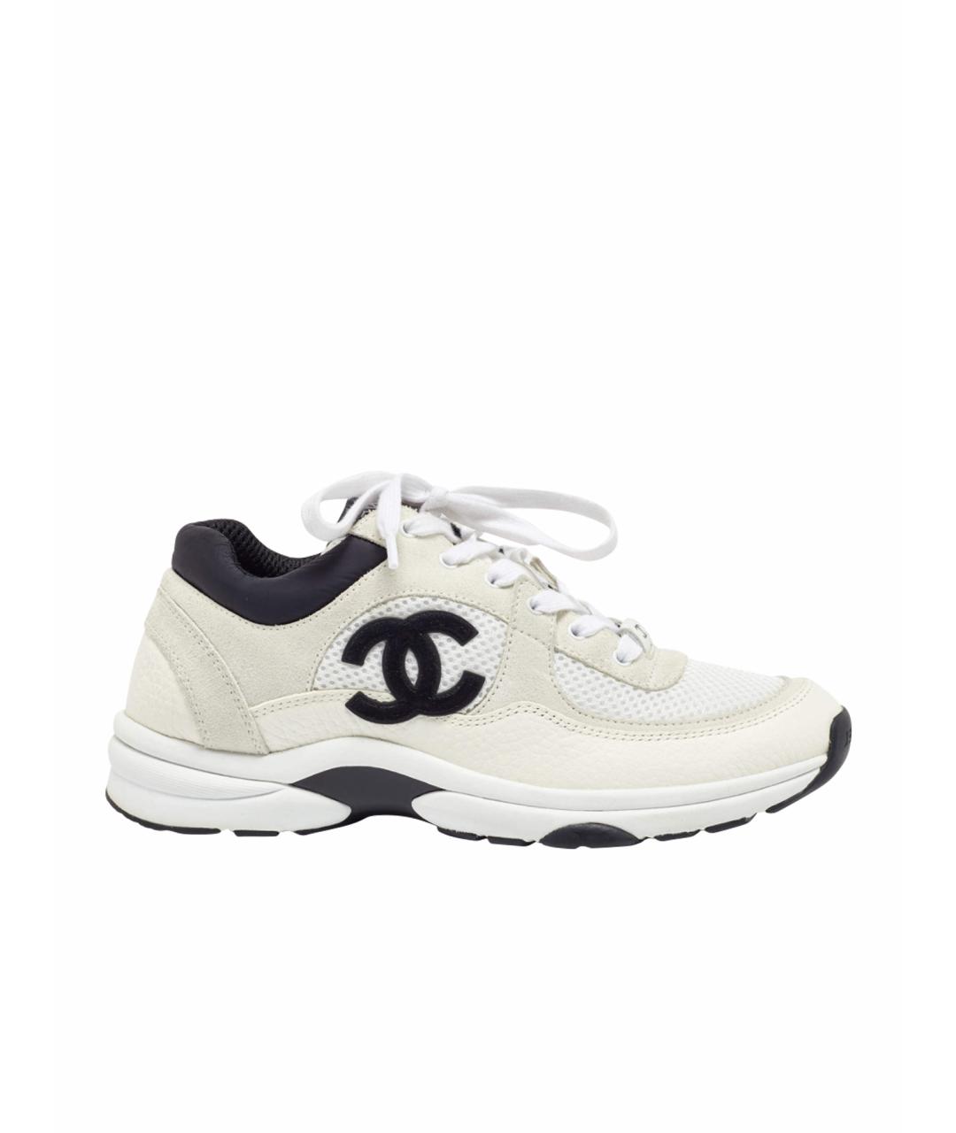 CHANEL Белые кожаные кроссовки, фото 1