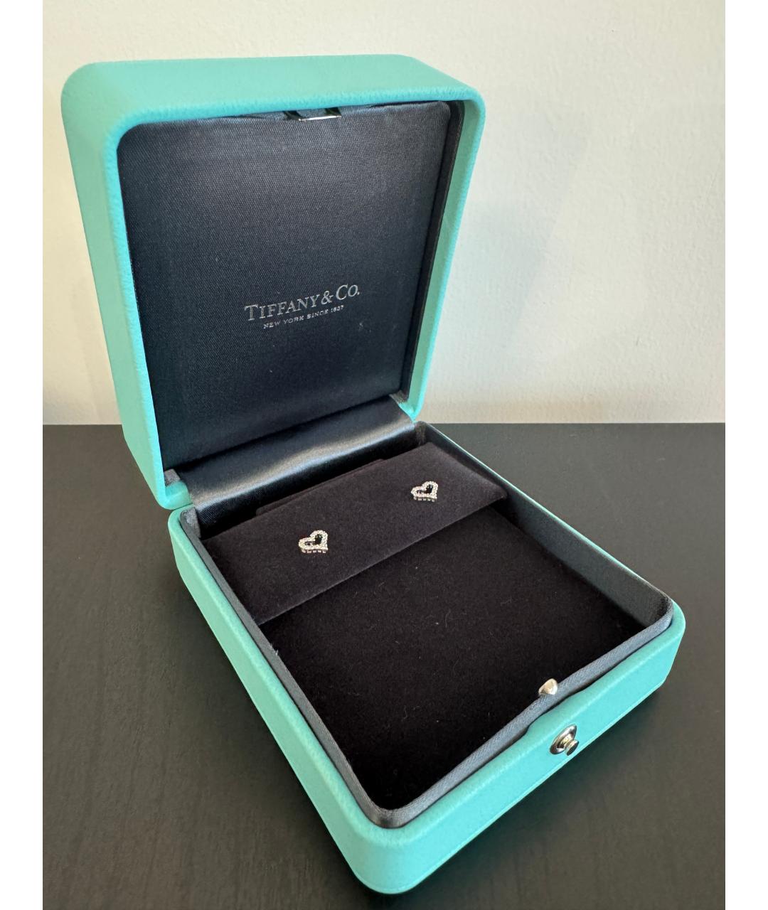 TIFFANY&CO Белые платиновые серьги, фото 4
