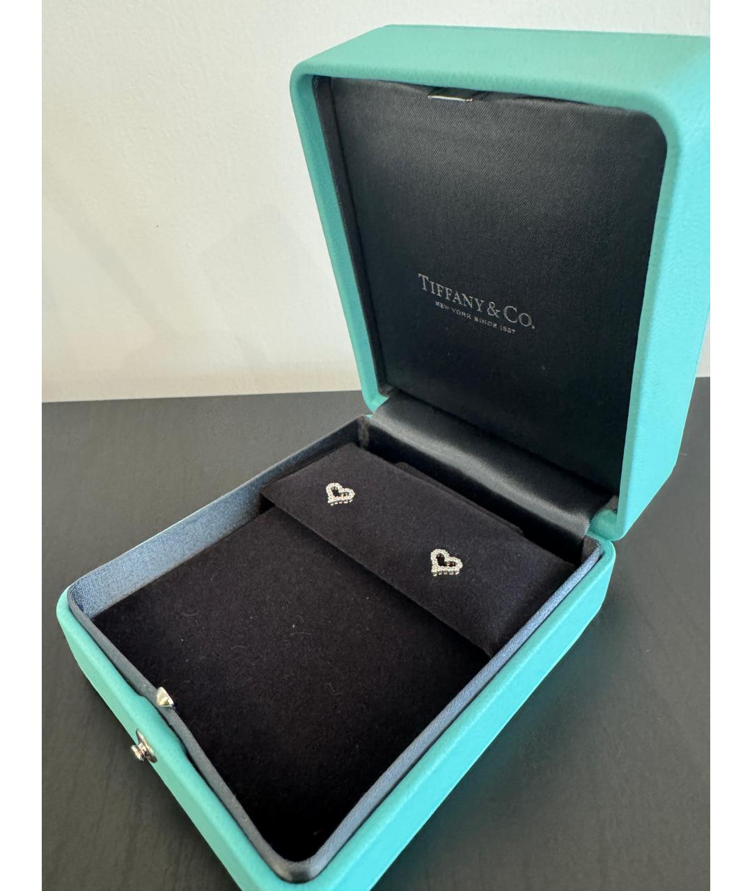 TIFFANY&CO Белые платиновые серьги, фото 5