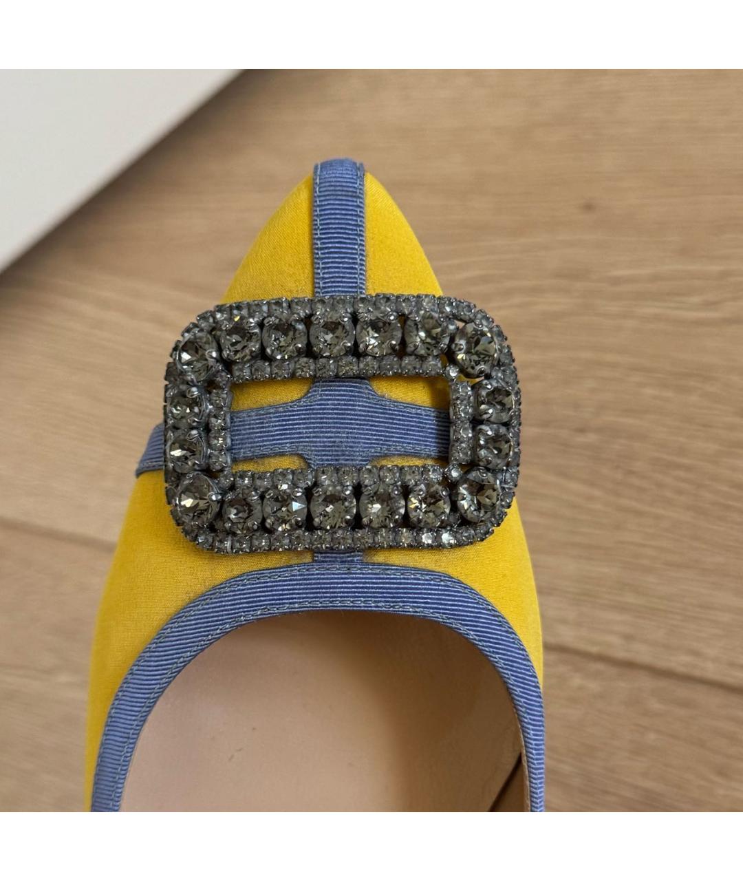 MANOLO BLAHNIK Желтые текстильные балетки, фото 7