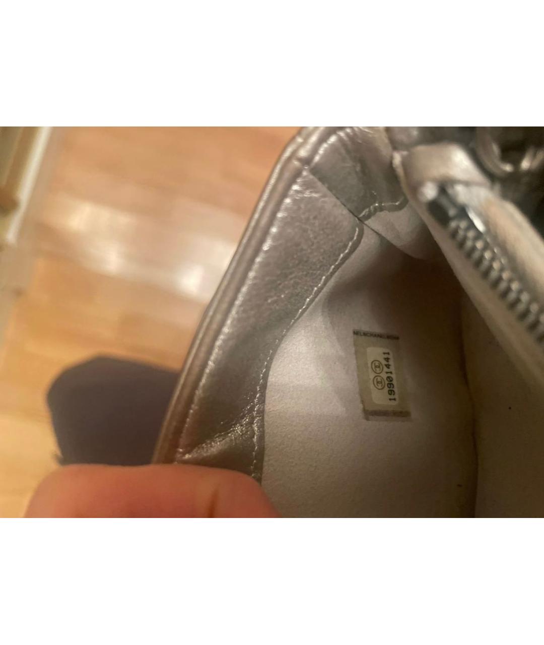 CHANEL Серебряная кожаная сумка через плечо, фото 4