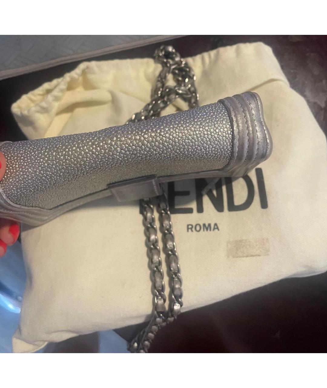 CHANEL Серебряная кожаная сумка через плечо, фото 3