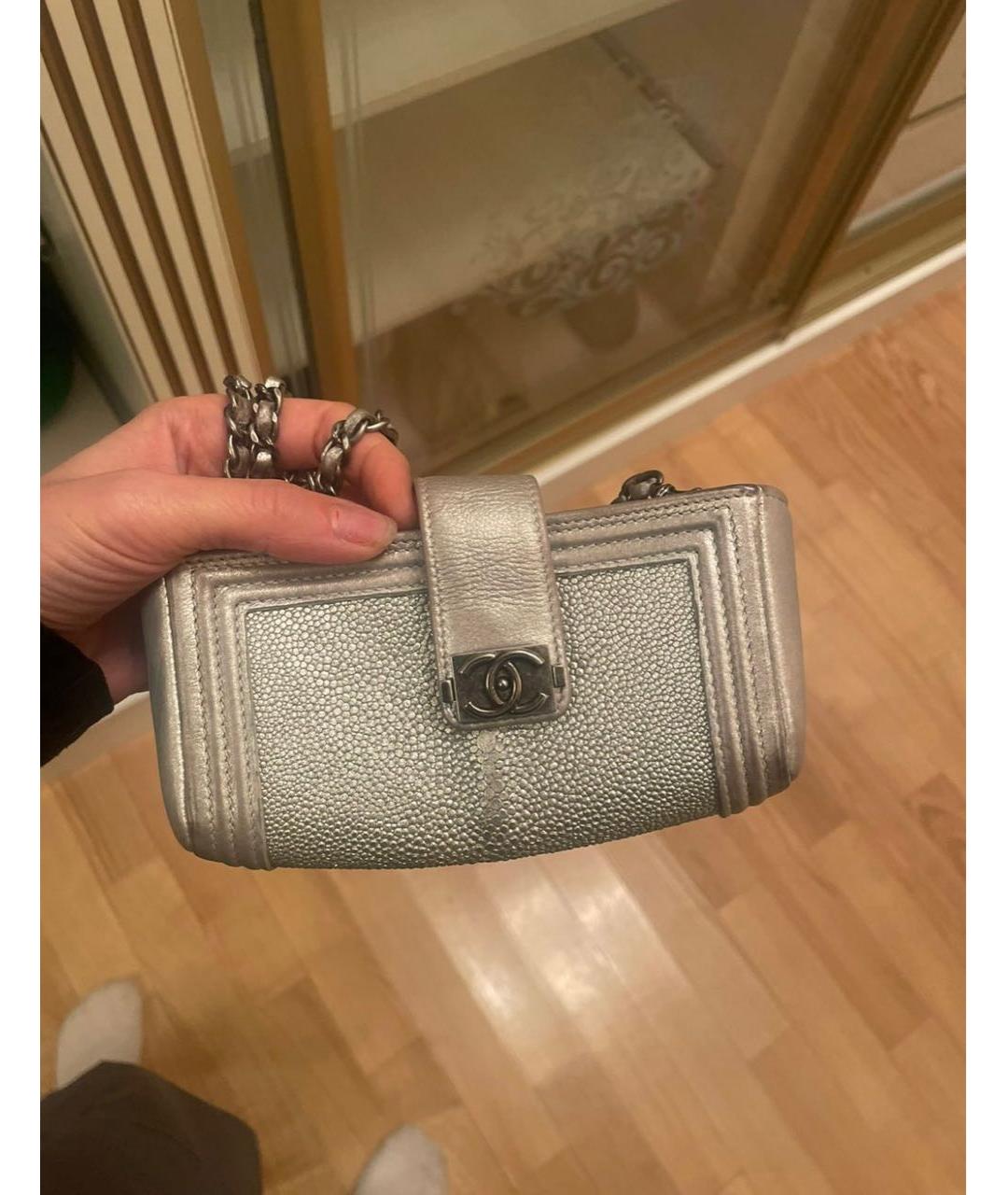 CHANEL Серебряная кожаная сумка через плечо, фото 5
