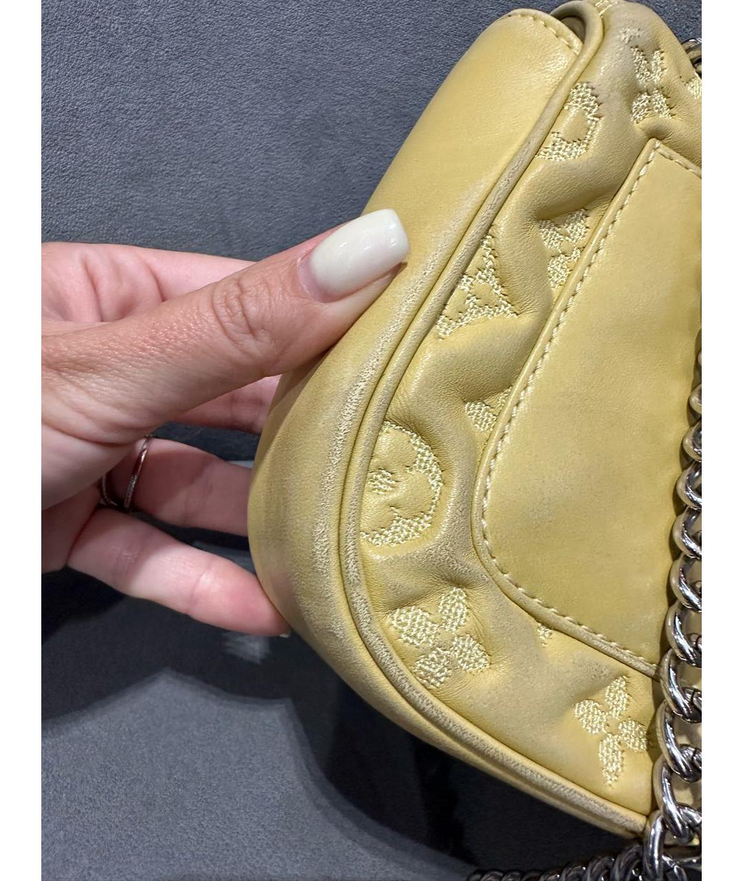 LOUIS VUITTON Желтая кожаная сумка через плечо, фото 6