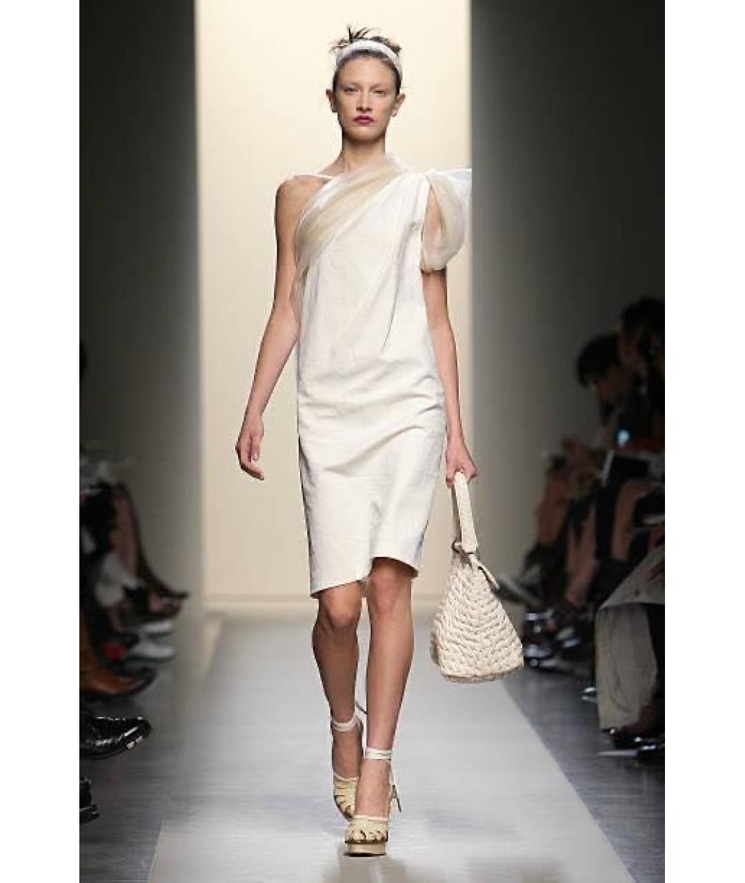 BOTTEGA VENETA Бежевое хлопковое коктейльное платье, фото 6