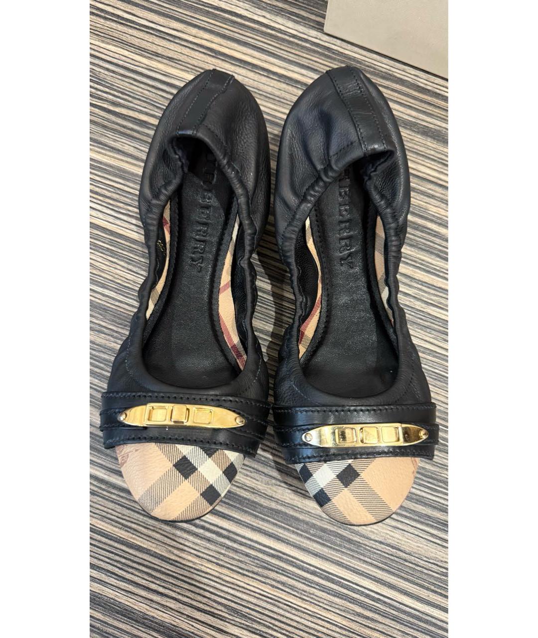 BURBERRY Черные кожаные балетки, фото 2