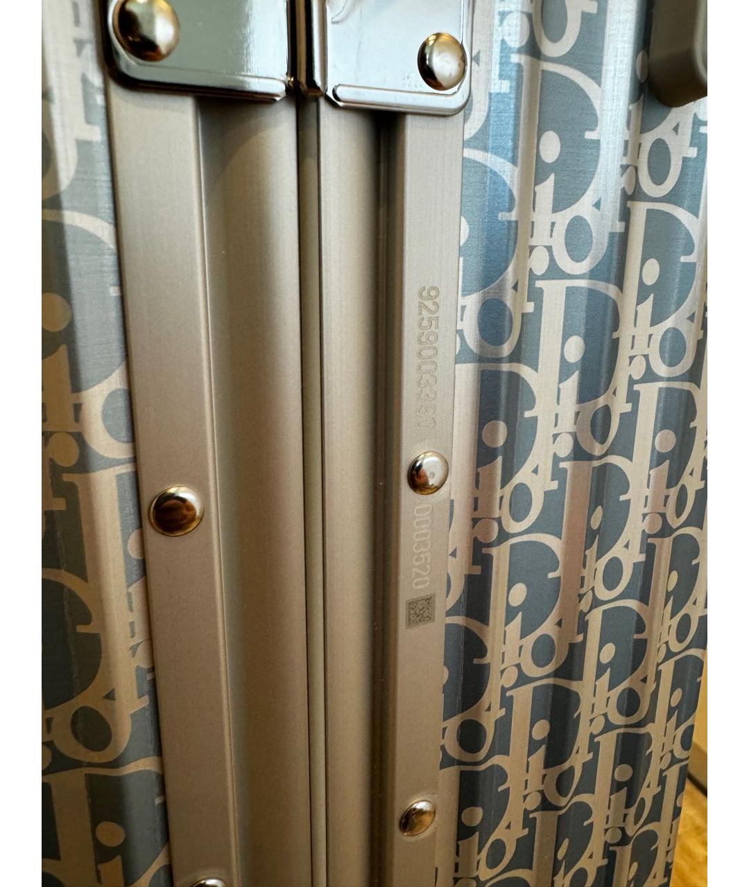 Rimowa Серый чемодан, фото 6
