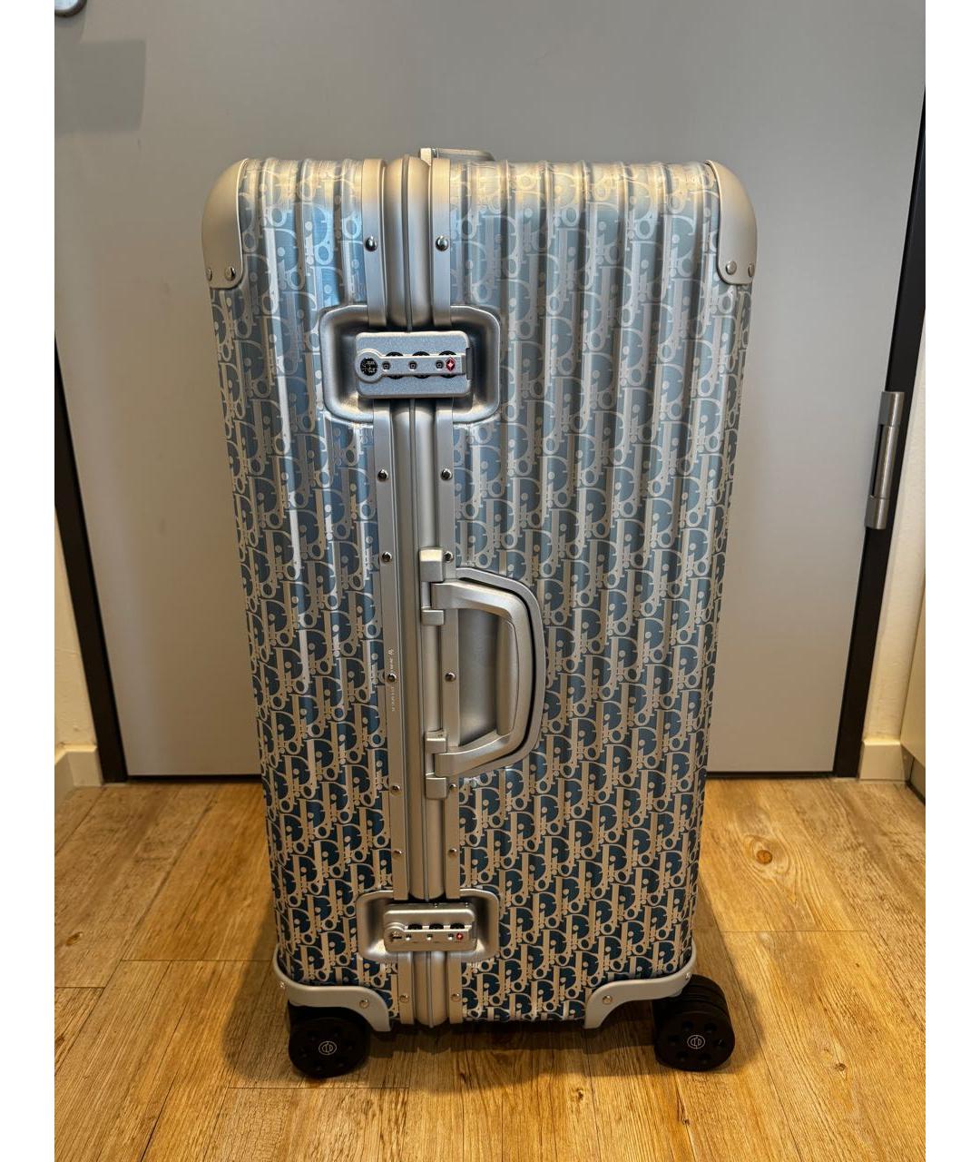 Rimowa Серый чемодан, фото 2