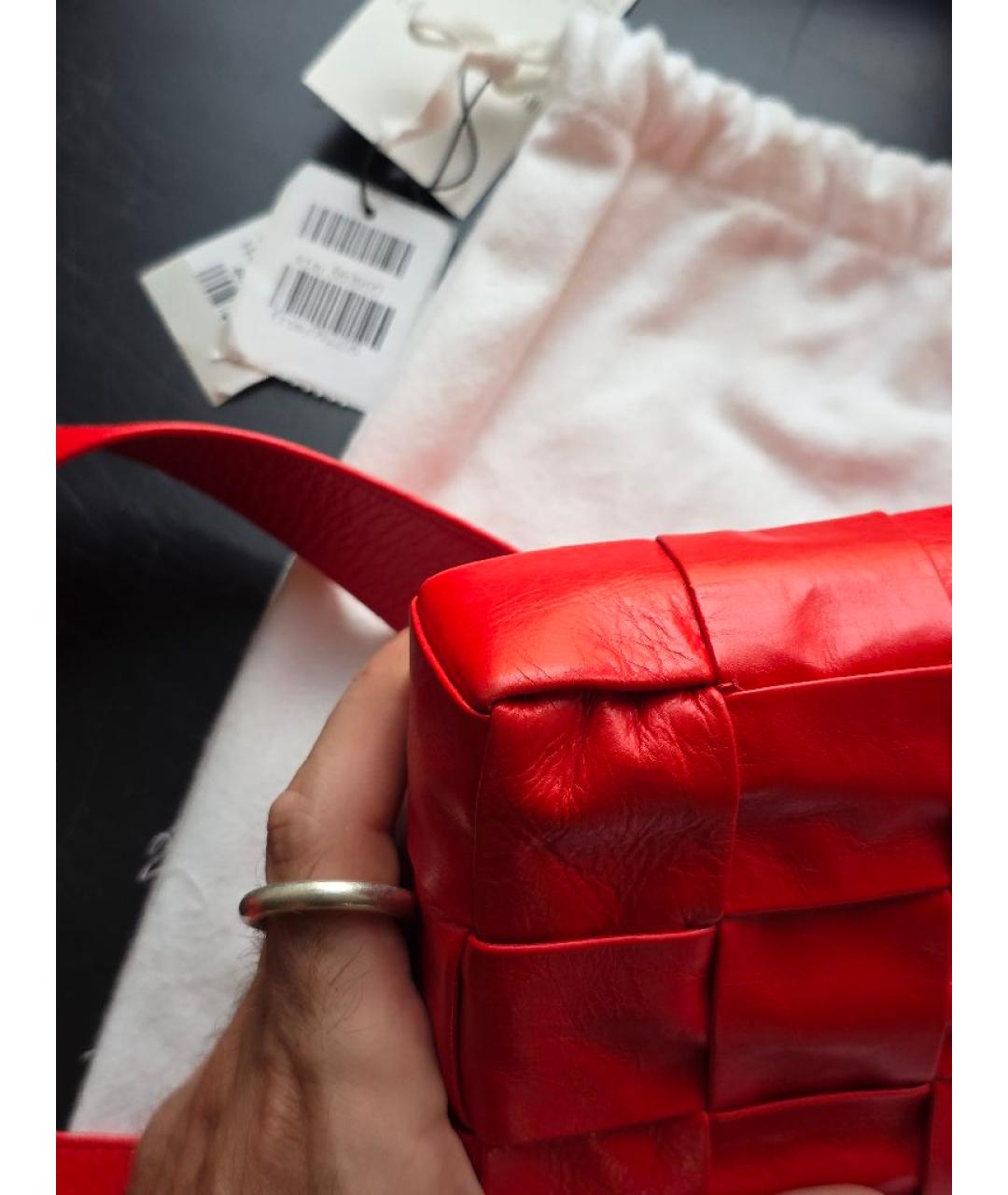 BOTTEGA VENETA Красная кожаная сумка через плечо, фото 7