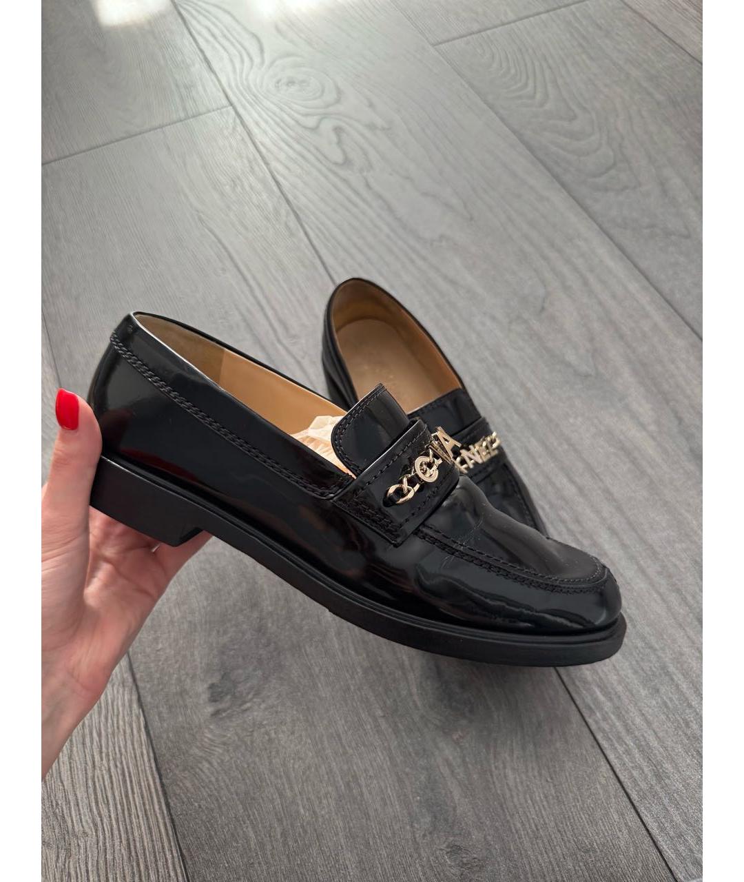 CHANEL Черные лоферы из лакированной кожи, фото 7