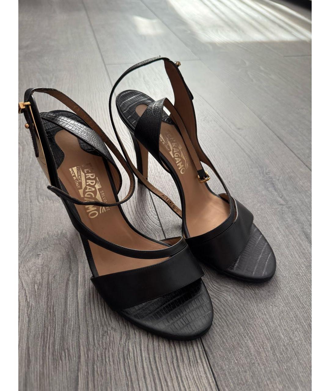 FERRAGAMO Черные кожаные босоножки, фото 3