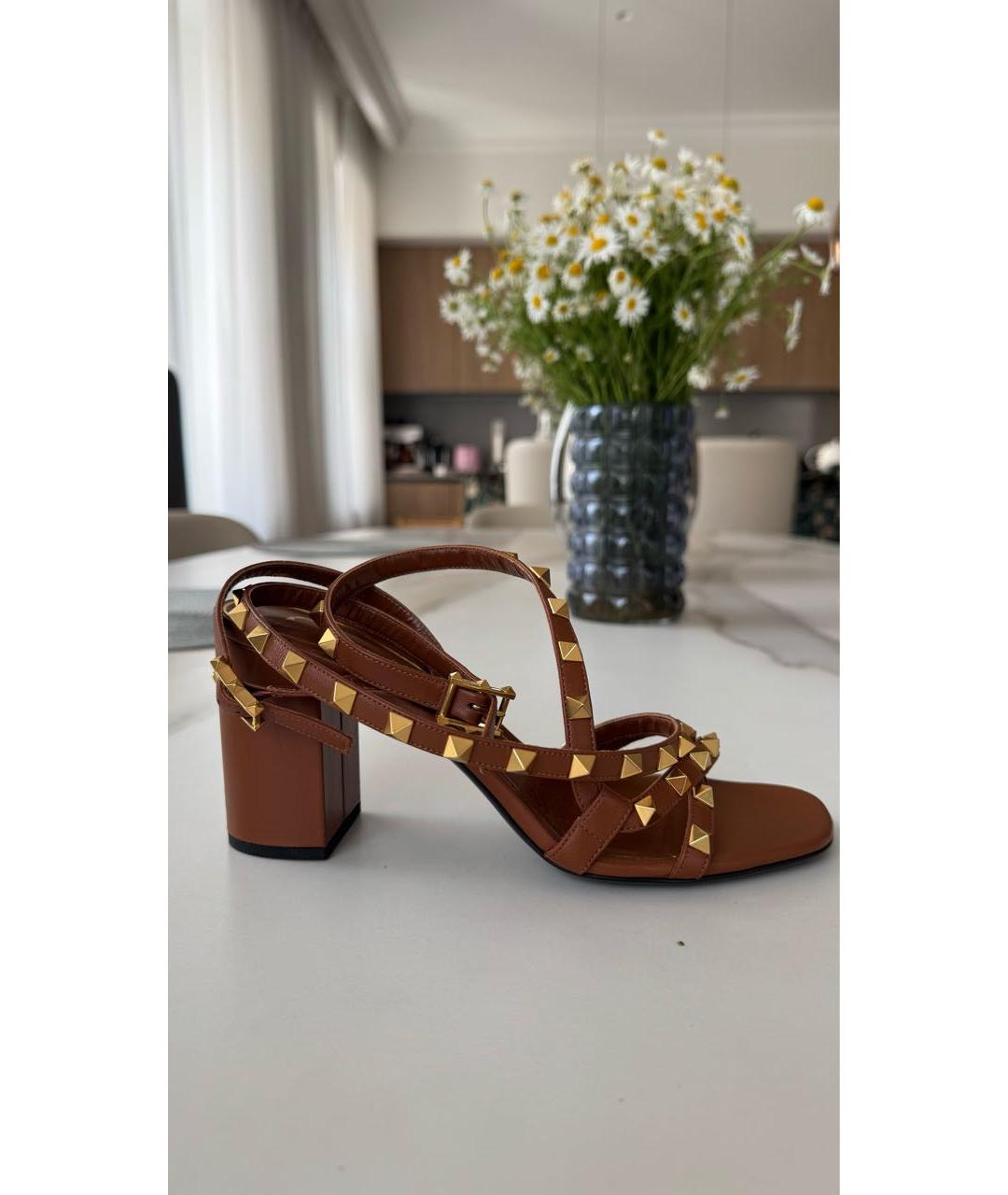 VALENTINO Коричневые кожаные босоножки, фото 8