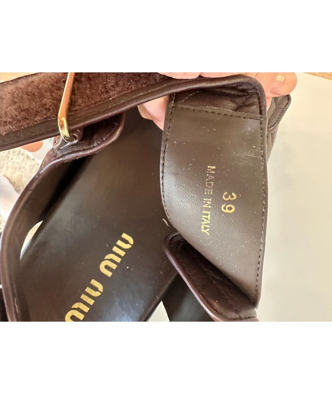 MIU MIU Коричневые кожаные сандалии, фото 6