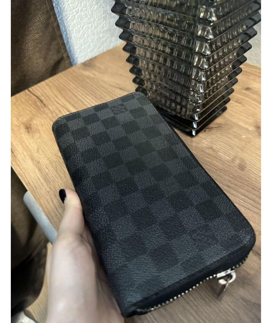 LOUIS VUITTON Черный кожаный кошелек, фото 2