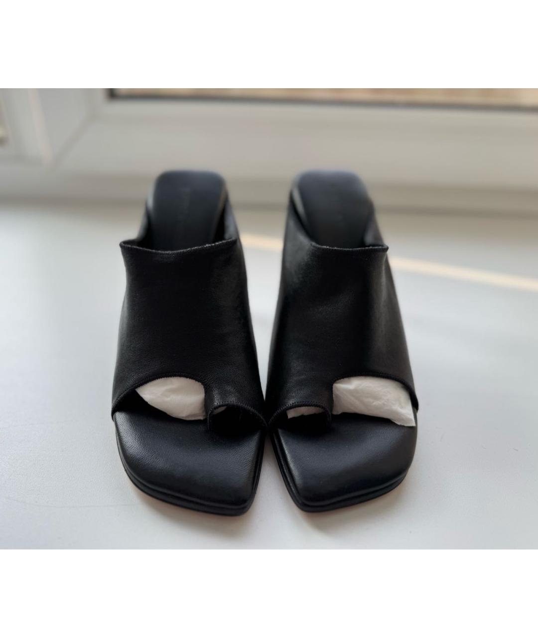 BOTTEGA VENETA Черные кожаные мюли, фото 2
