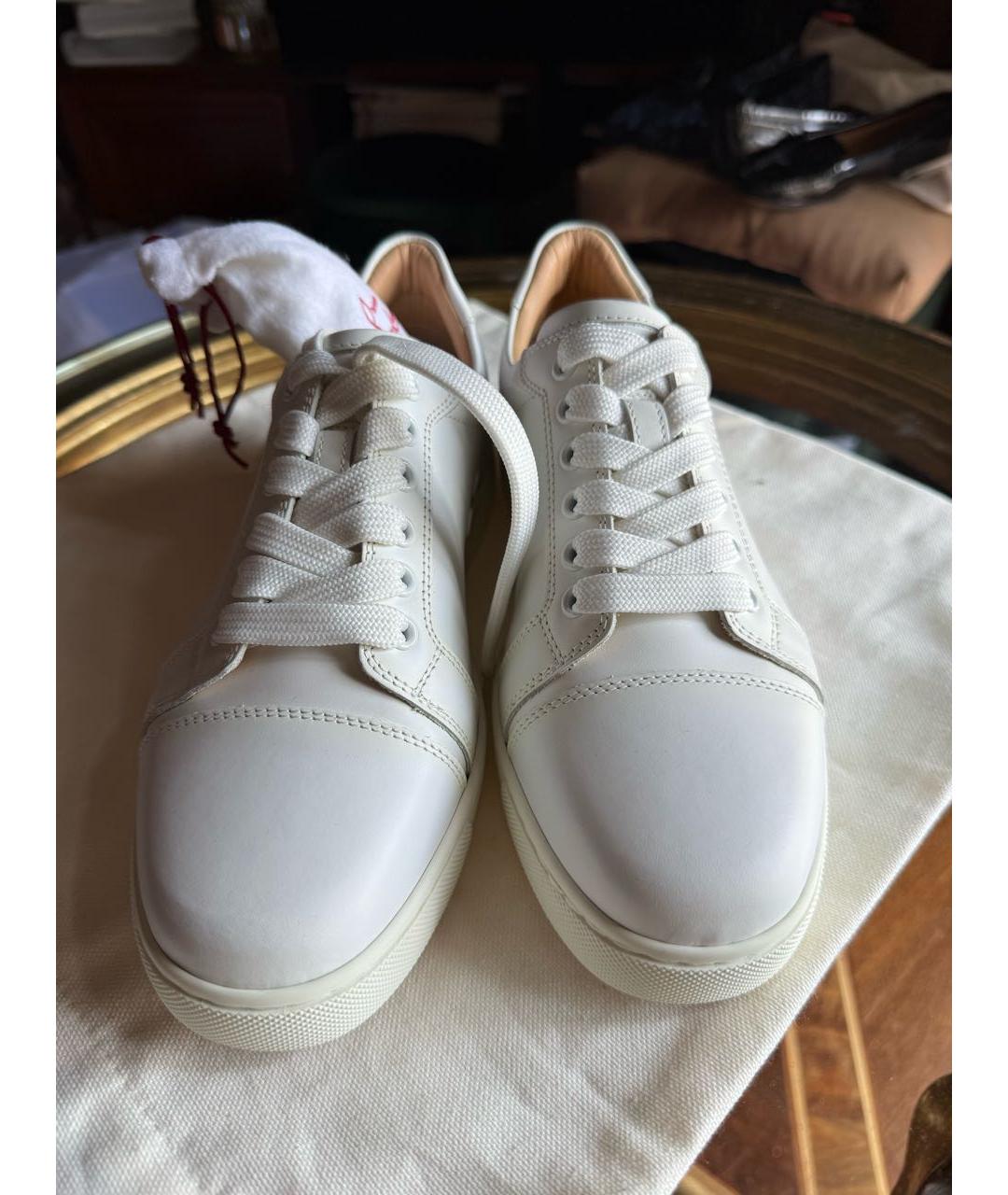 CHRISTIAN LOUBOUTIN Белые кожаные кеды, фото 2