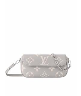 LOUIS VUITTON Сумка через плечо