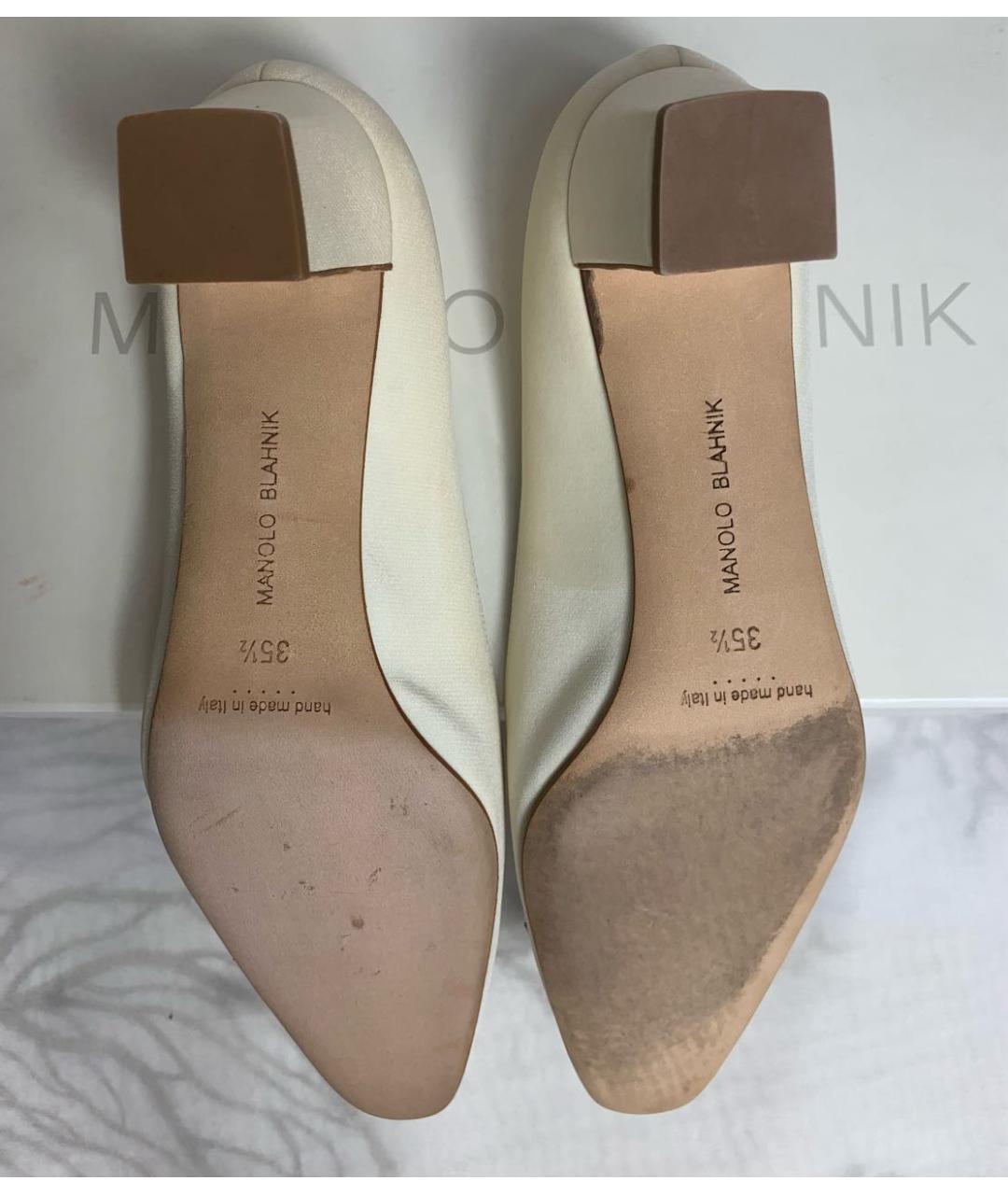 MANOLO BLAHNIK Белые текстильные туфли, фото 6