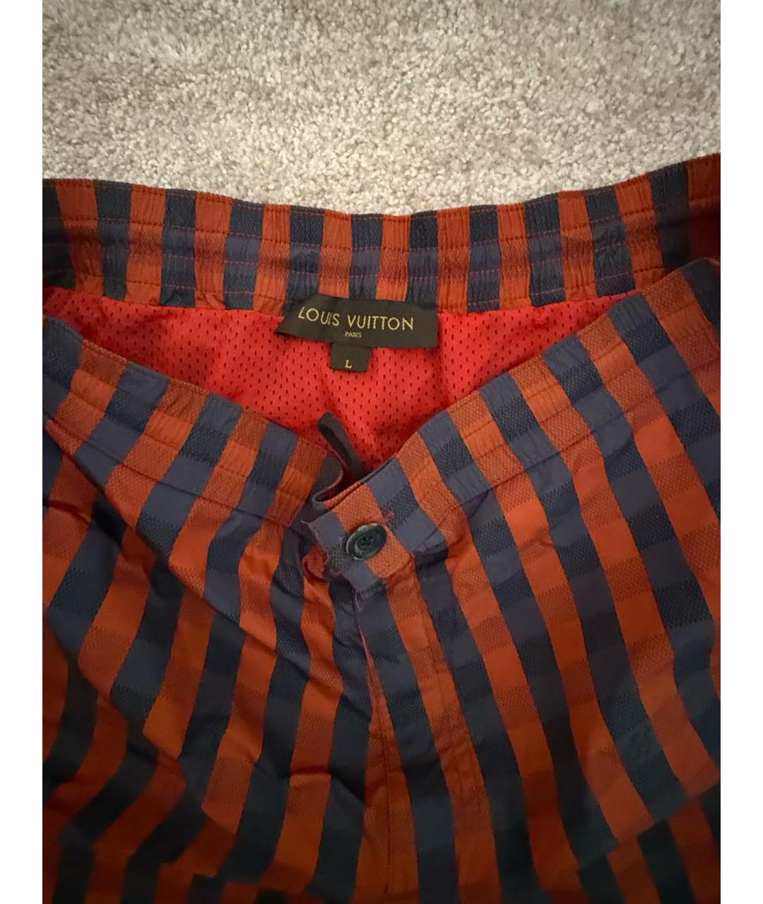 LOUIS VUITTON Красные вискозные шорты, фото 2