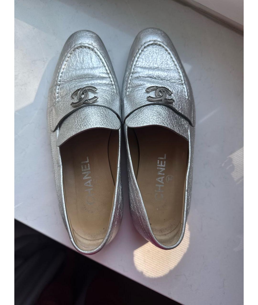 CHANEL Серебряные кожаные лоферы, фото 3