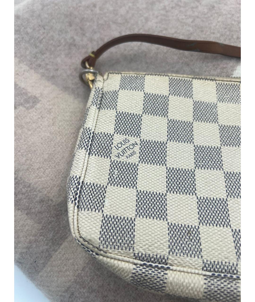LOUIS VUITTON Бежевая кожаная сумка с короткими ручками, фото 3