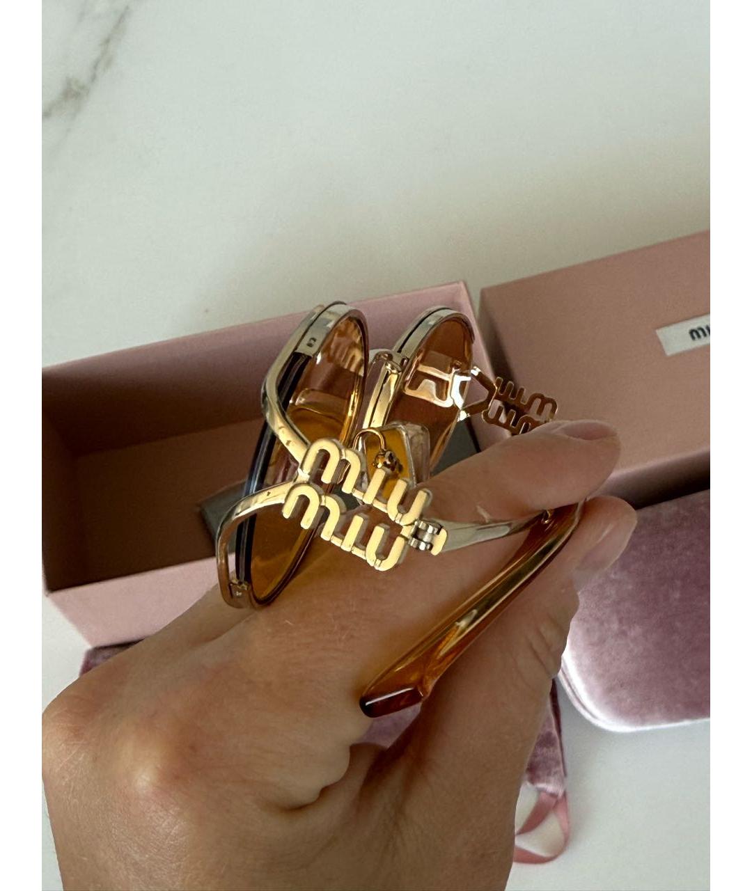 MIU MIU Золотые металлические солнцезащитные очки, фото 4