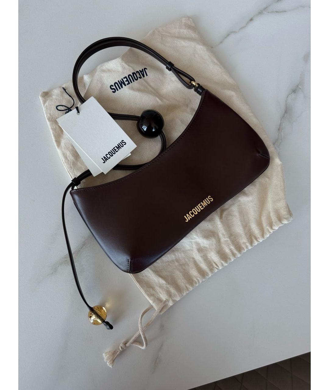 JACQUEMUS Коричневая кожаная сумка с короткими ручками, фото 2