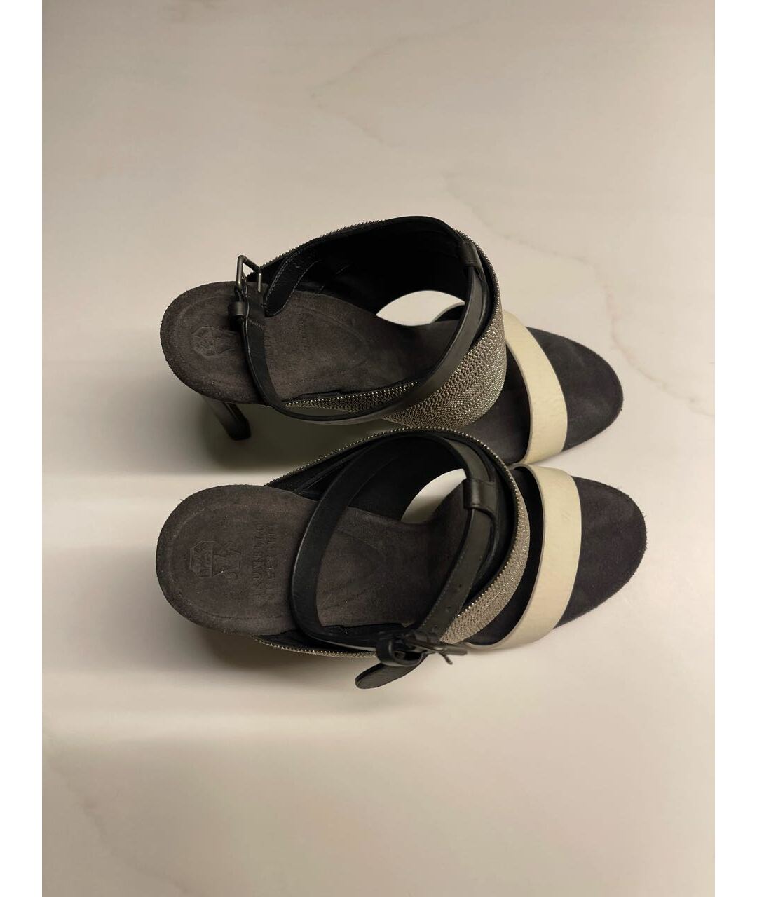 BRUNELLO CUCINELLI Серебряные кожаные босоножки, фото 4