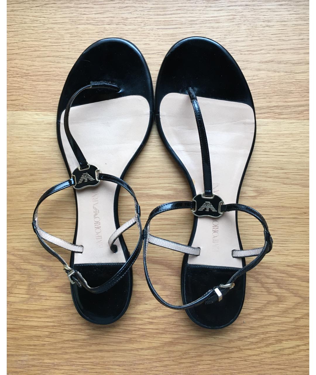 EMPORIO ARMANI Черные босоножки из лакированной кожи, фото 3
