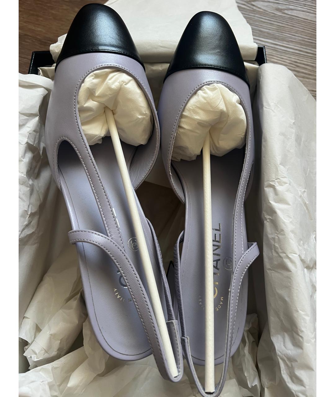 CHANEL Фиолетовые кожаные лодочки на низком каблуке, фото 2