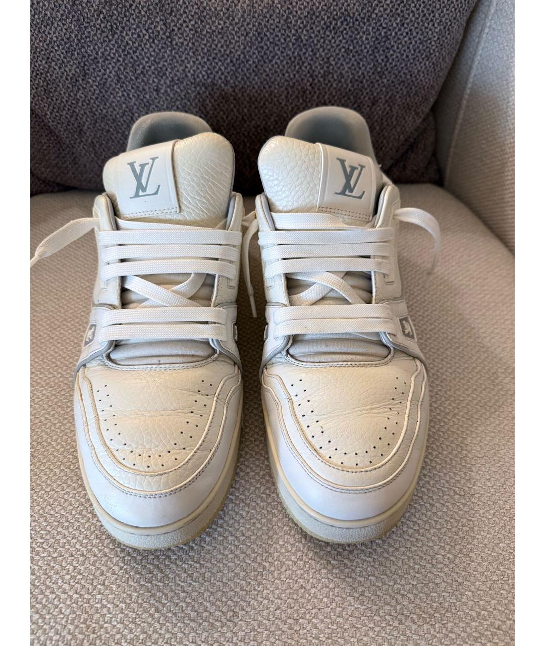 LOUIS VUITTON Белые кожаные низкие кроссовки / кеды, фото 2