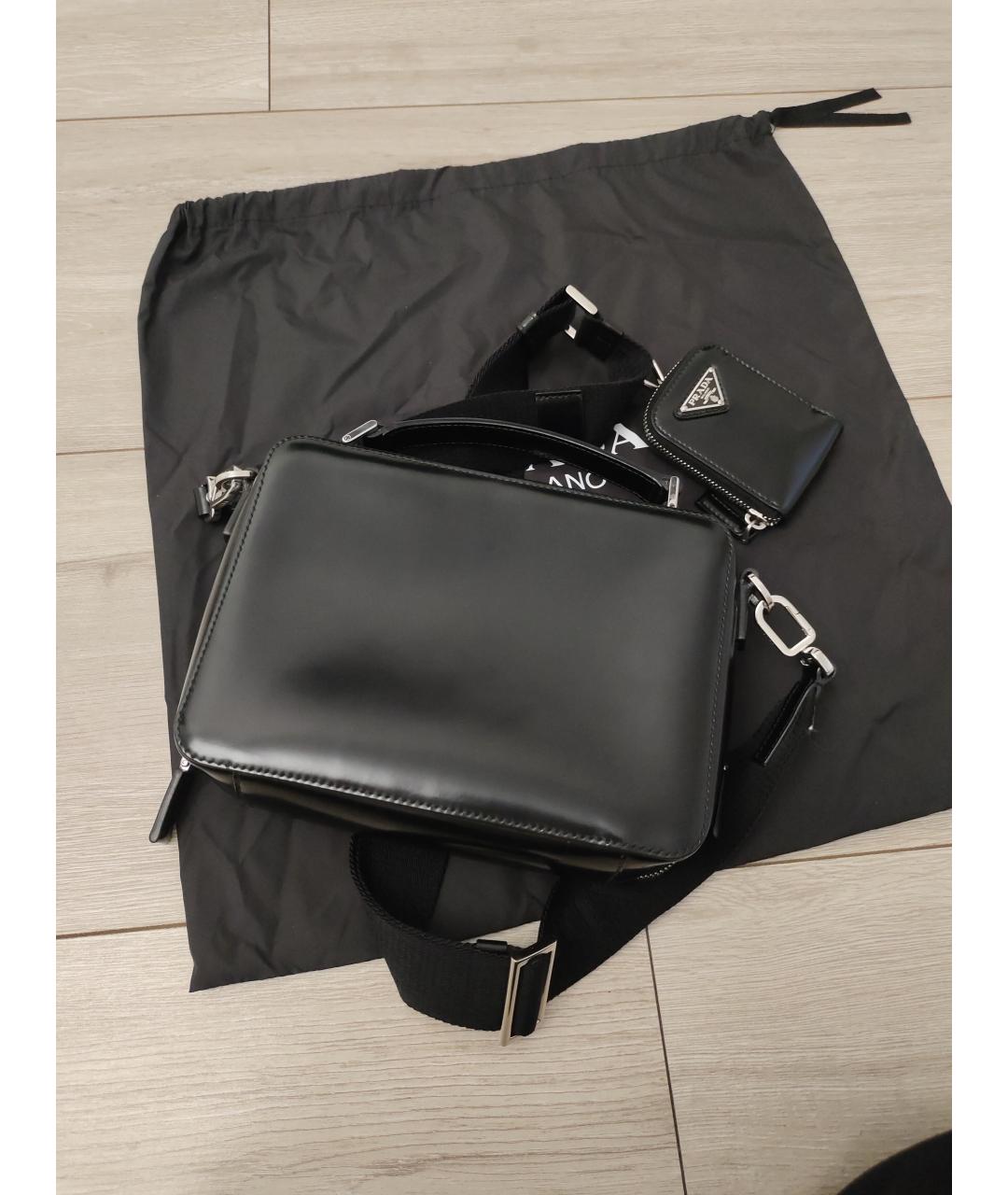 PRADA Черная сумка через плечо из лакированной кожи, фото 3