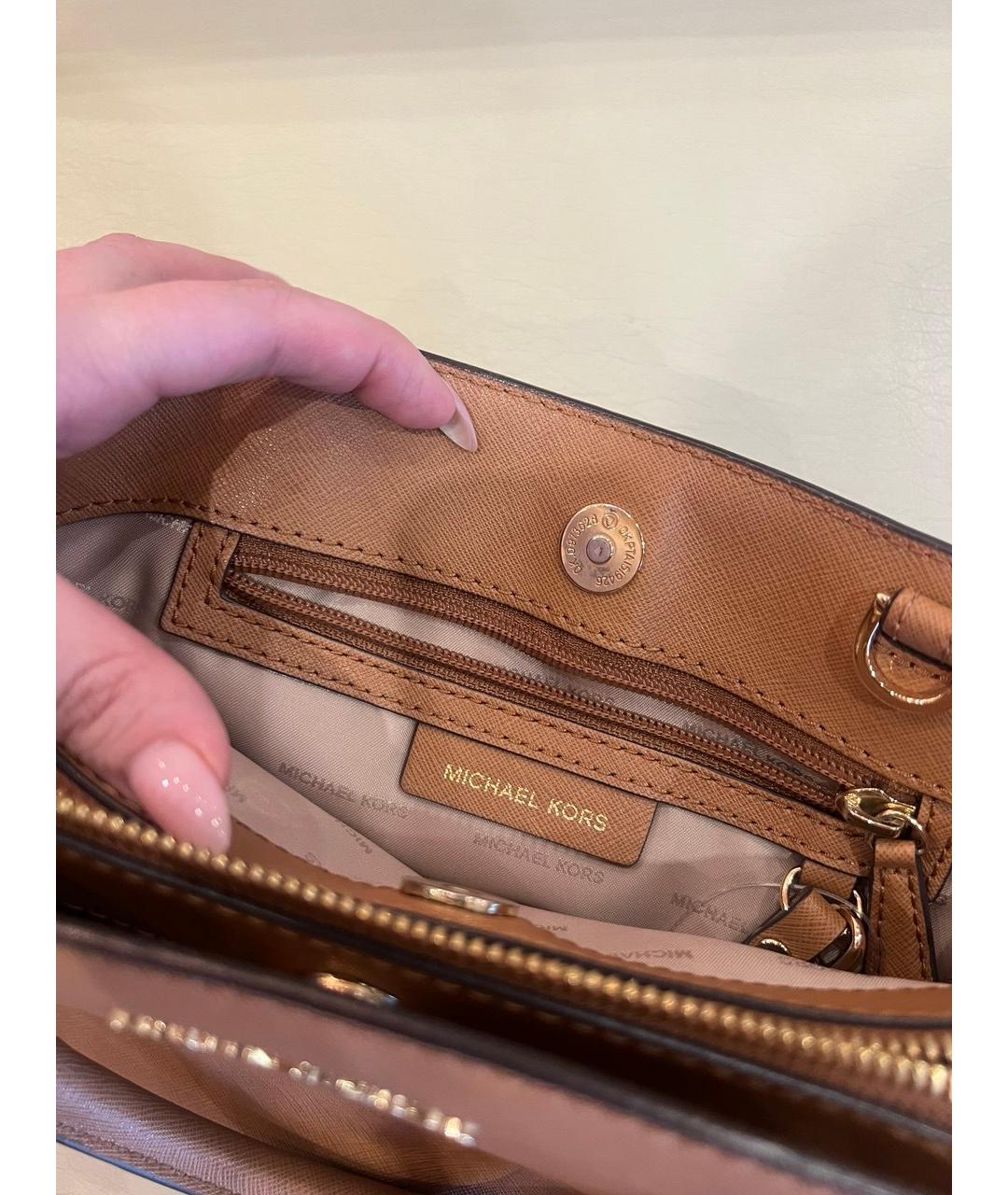 MICHAEL KORS Коричневая кожаная сумка с короткими ручками, фото 4