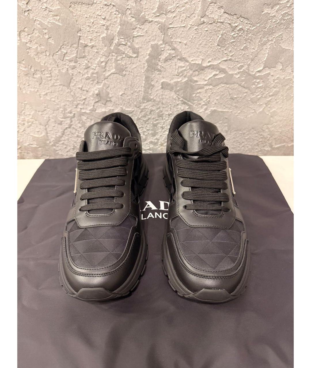PRADA Черные кожаные низкие кроссовки / кеды, фото 2