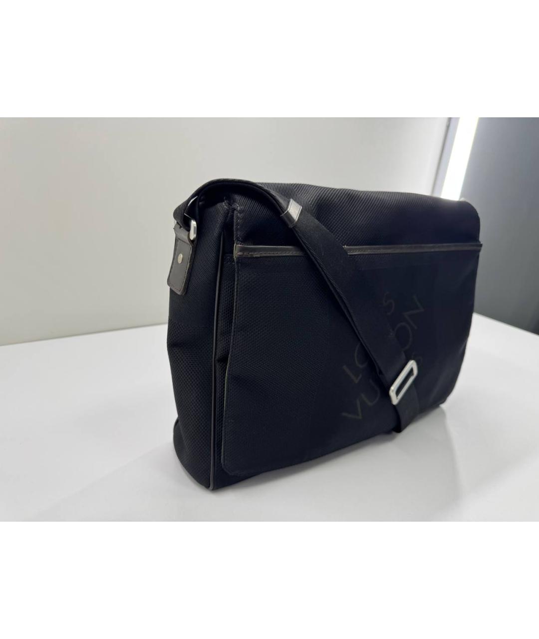 LOUIS VUITTON Черная тканевая сумка на плечо, фото 4