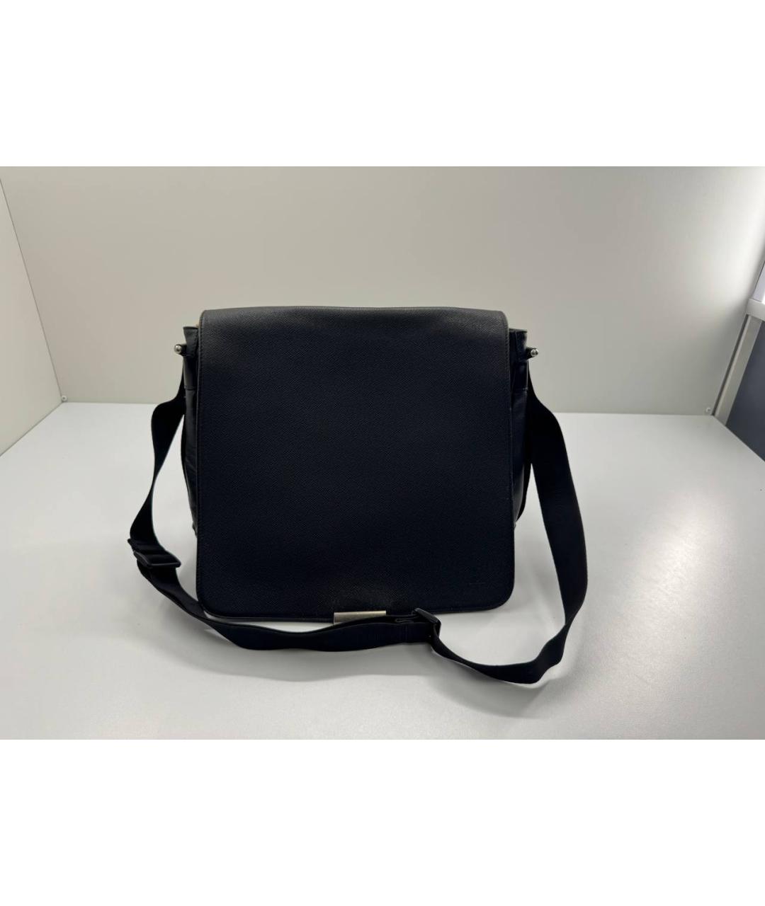 LOUIS VUITTON Черная кожаная сумка на плечо, фото 4