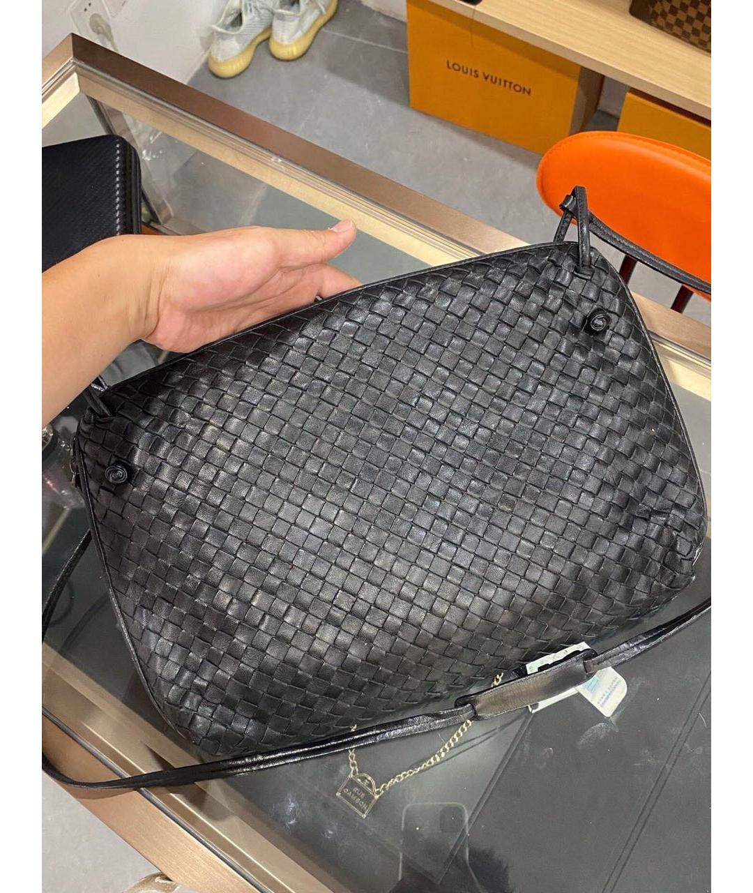 BOTTEGA VENETA Черная кожаная сумка через плечо, фото 2