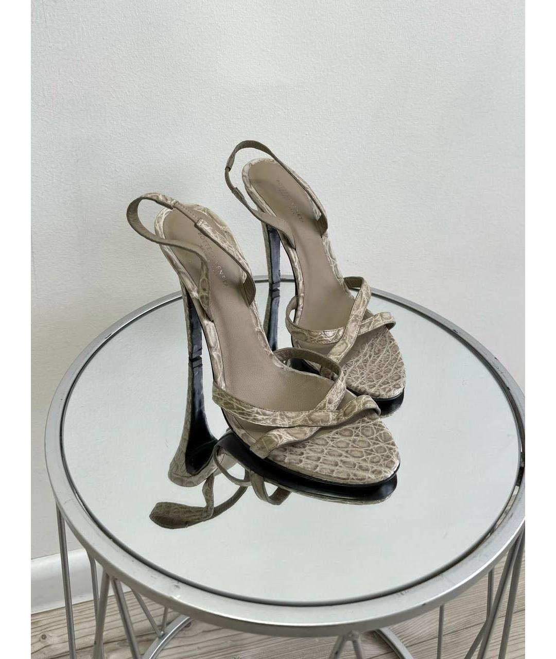 BOTTEGA VENETA Серые кожаные туфли, фото 3