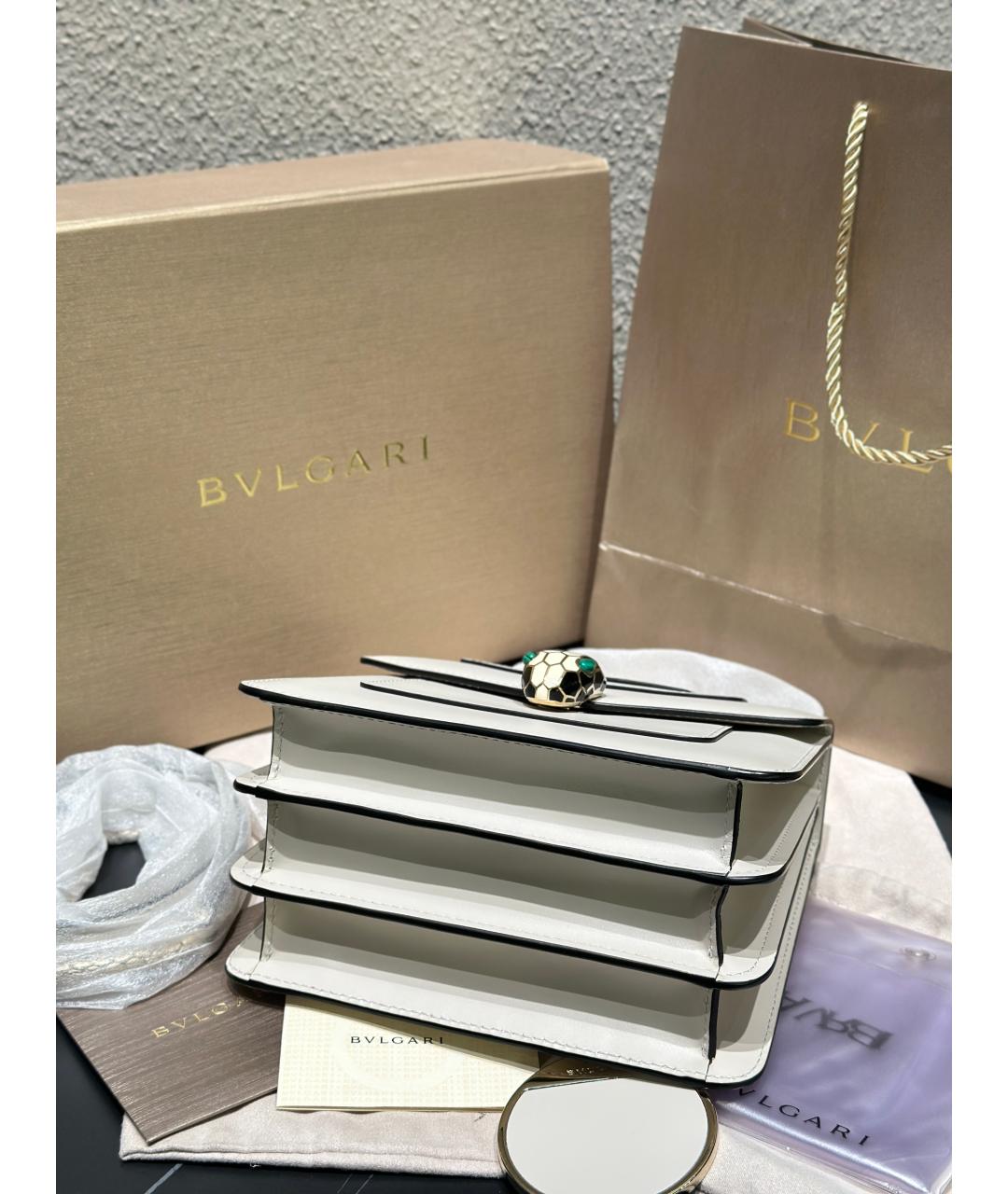 BVLGARI Белая кожаная сумка с короткими ручками, фото 6