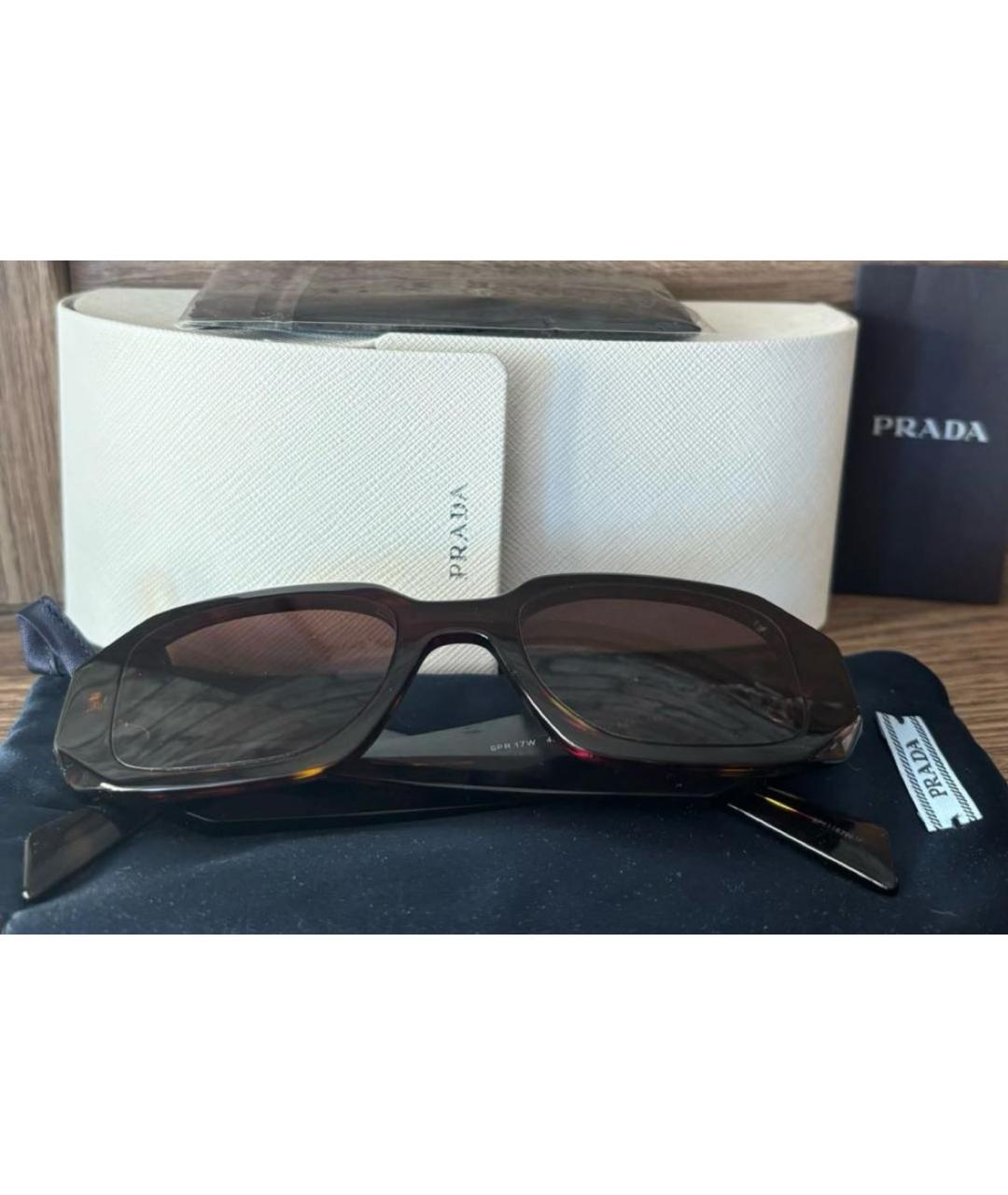 PRADA Коричневые пластиковые солнцезащитные очки, фото 4