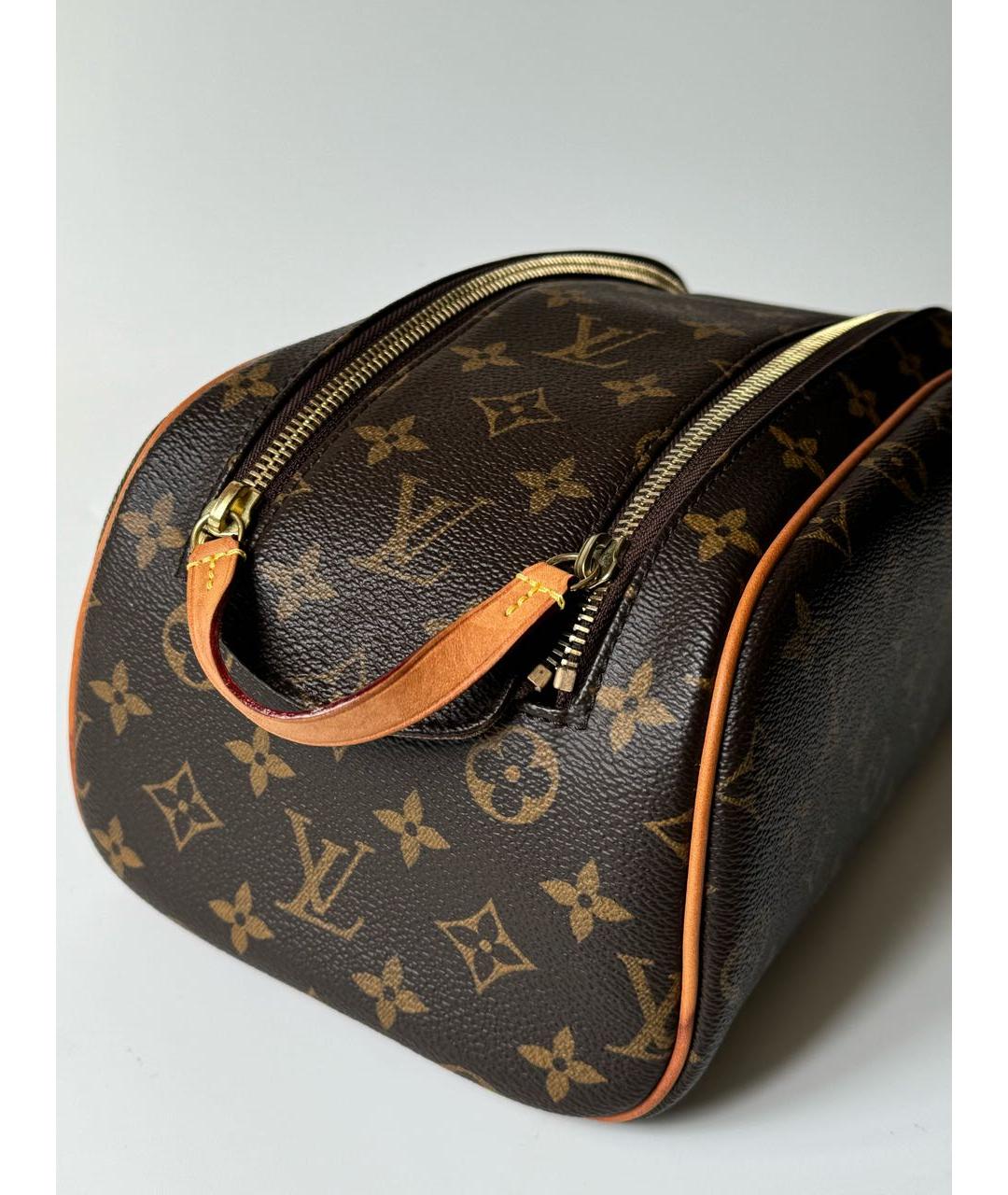 LOUIS VUITTON Коричневая косметичка из искусственной кожи, фото 3